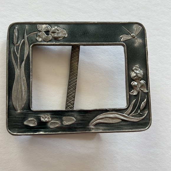 Enamel pewter mini picture frame - Picture 3 of 10